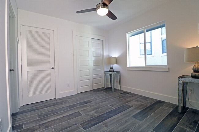 Building Photo - 2310 McDuffie St