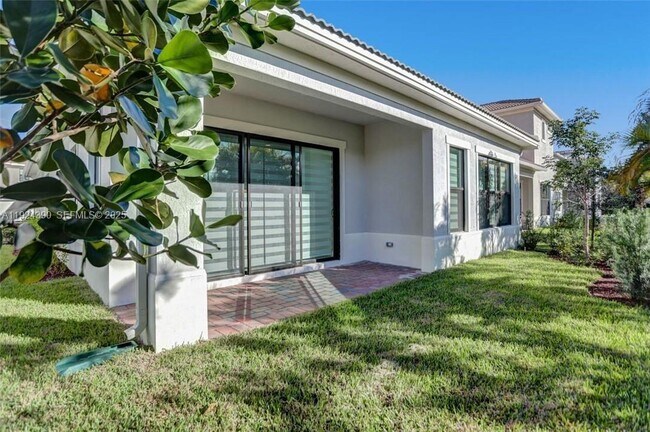 Building Photo - Northwest 39th Court, Coral Springs, FL 33065 - 3 BR 3 BA single-family home