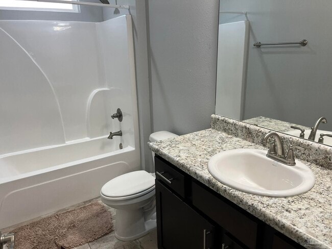 Building Photo - 5370 Harmony Ln