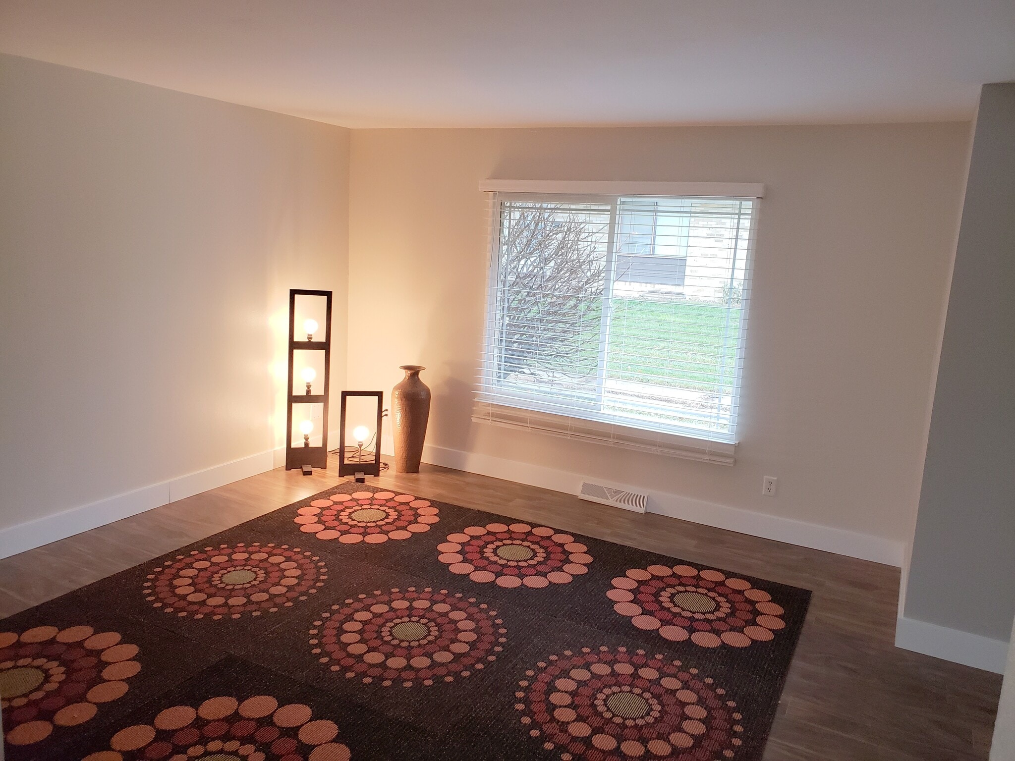 Building Photo - 5825 Balsam Rd