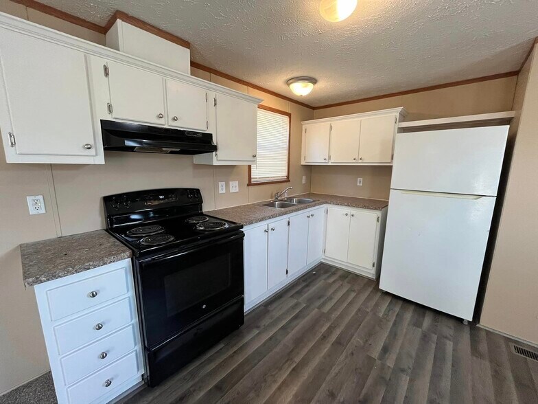 Building Photo - 3510 N 9th St