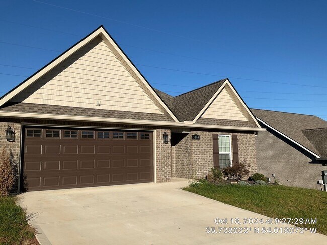 Building Photo - One Year Old - 3 Bedroom House