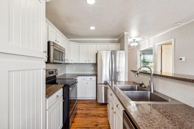 Building Photo - 3135 Capstan Way