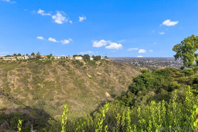 Building Photo - 6423 Caminito Aronimink