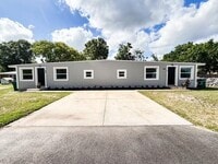 Building Photo - 206 W Idlewild Ave