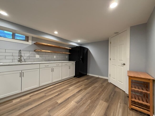 Building Photo - 11910 E 10th Ave