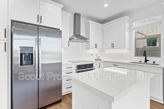 Building Photo - 26898 Rubicon Rd