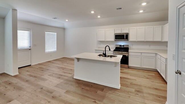 Building Photo - Brand New Spacious 4 Bedroom 2 Bath Home in Mustang Schools