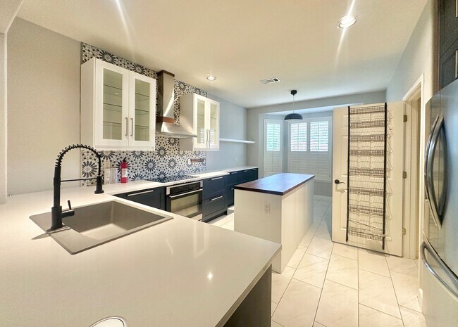 Building Photo - 2 Bed 2 Bath in Sun City in Georgetown