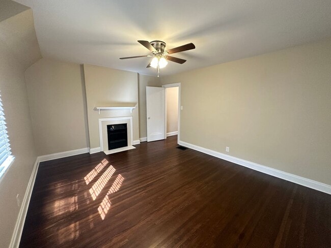 Building Photo - 1922 Baldridge Rd