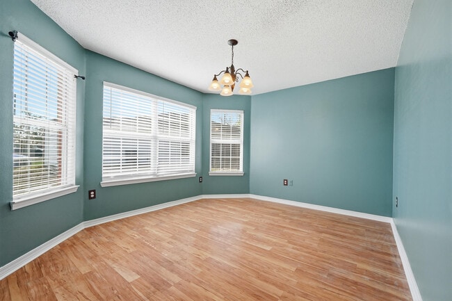 Building Photo - 210 Limestone Cir