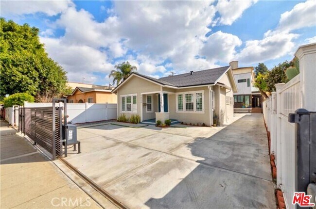 Building Photo - 1238 S Muirfield Rd