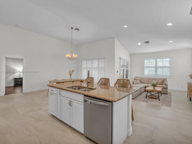 Building Photo - 7676 Eagle Point Dr