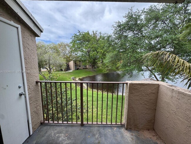 Building Photo - 1761 NW 96th Terrace