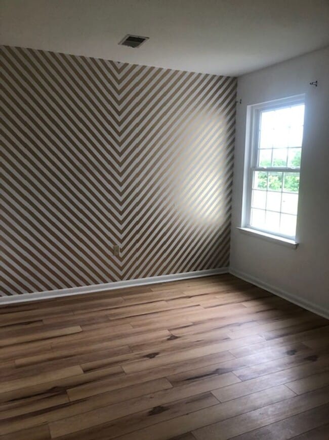 Building Photo - Perkasie 3 Bd / 2 Bath Twin