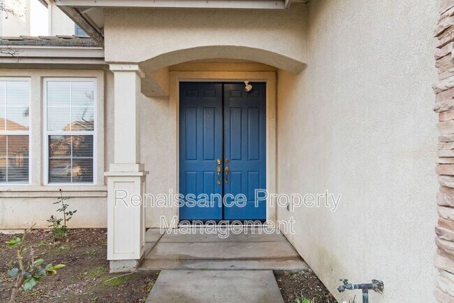 Building Photo - 492 Quail Run Cir