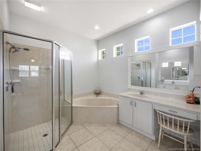 Building Photo - 155 56th Dr SW