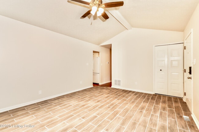 Building Photo - 10302 Bayport Rd