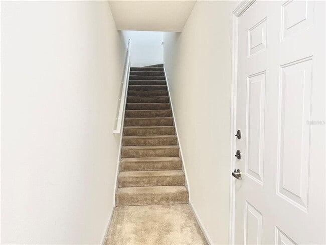 Building Photo - 8801 Villa View Cir
