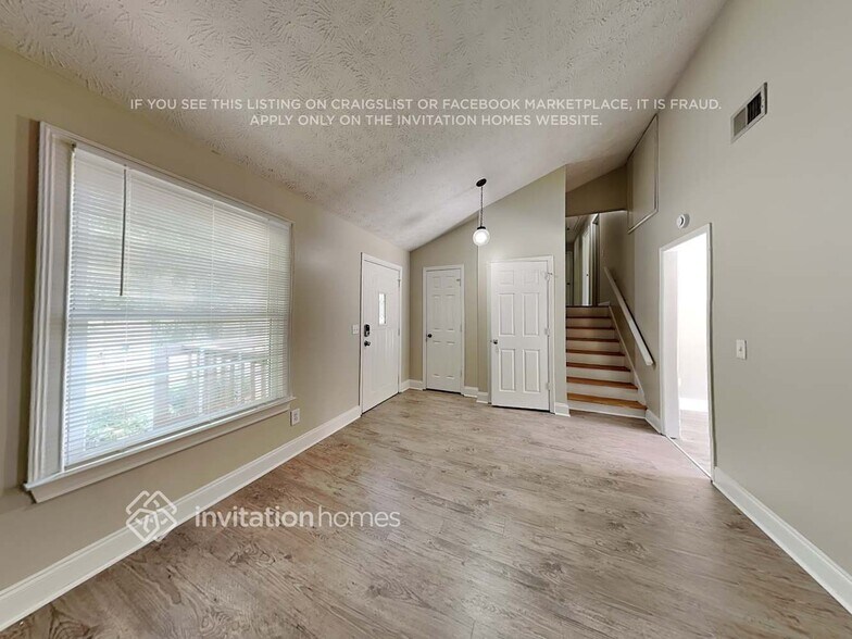 Building Photo - 3191 Grand Central Dr