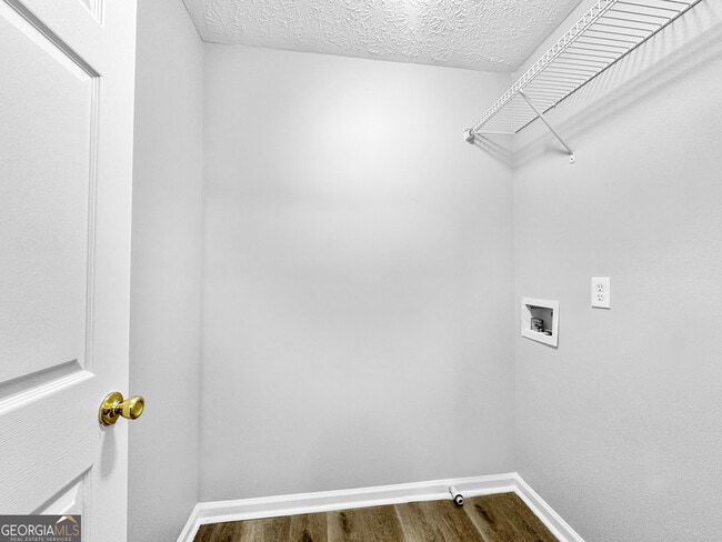 Building Photo - 4045 Springvale Way