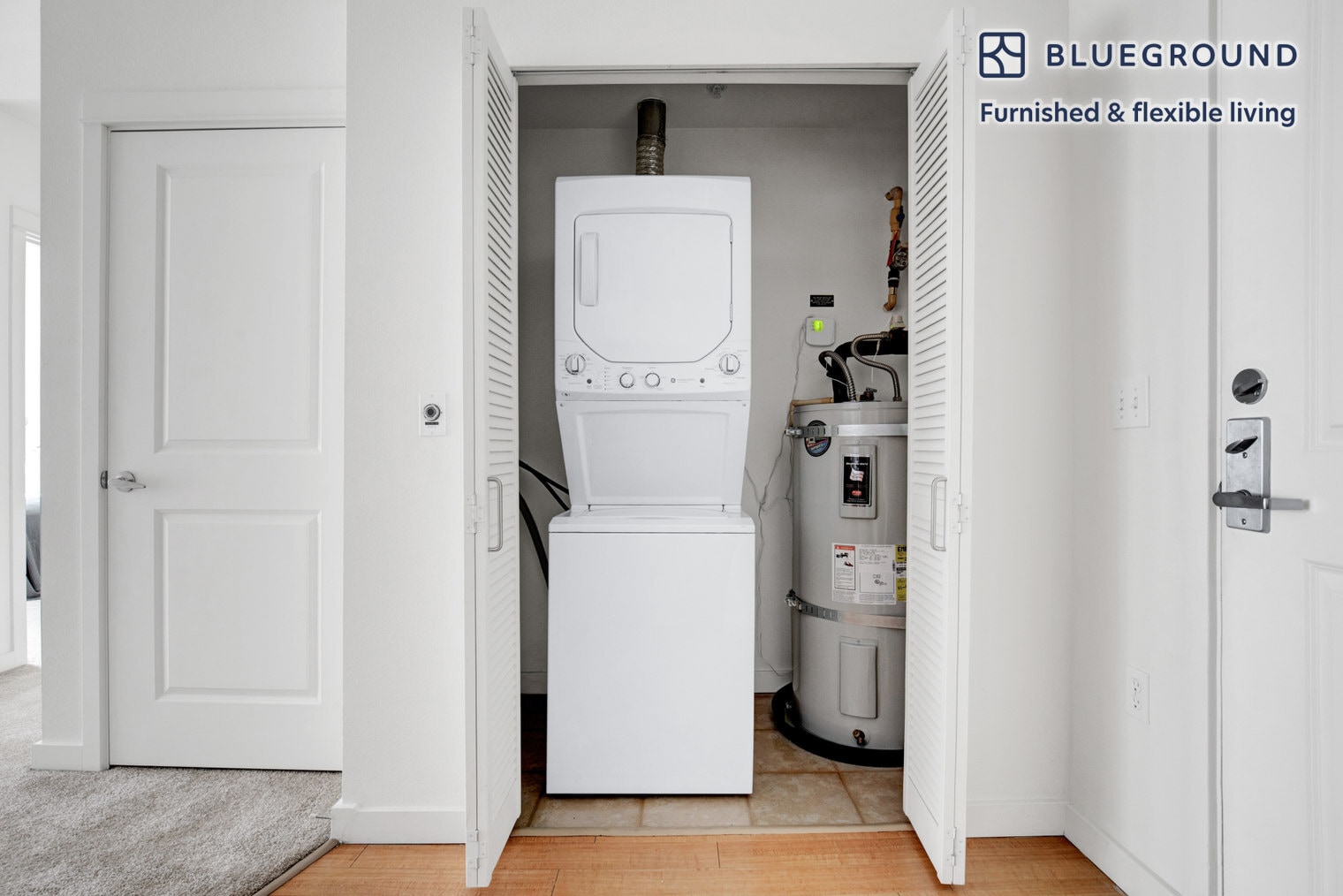 Building Photo - 250 Bellevue Way NE