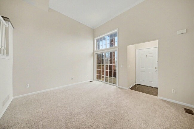 Building Photo - 2738 Barclay Wy