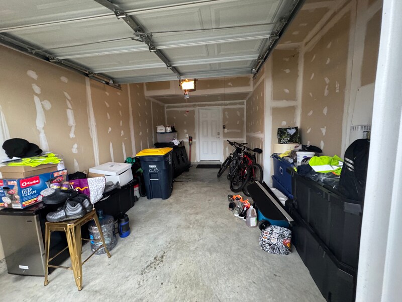 Building Photo - 10505 Neil Armstrong Way