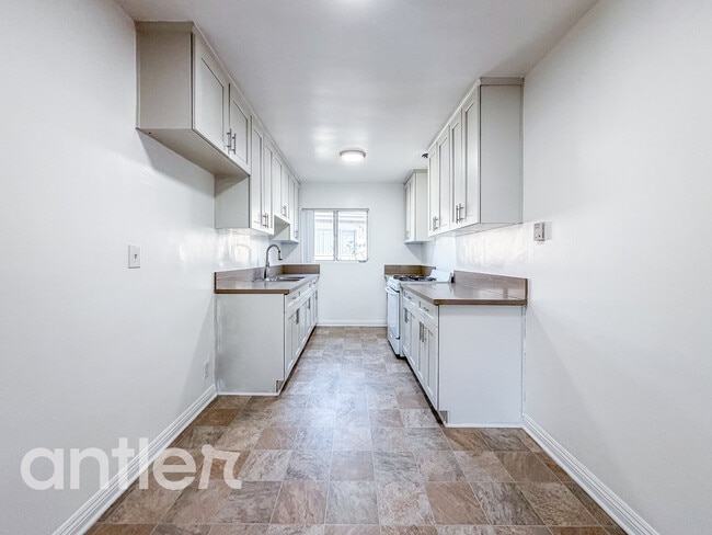 Building Photo - 4022 Palmyra Rd