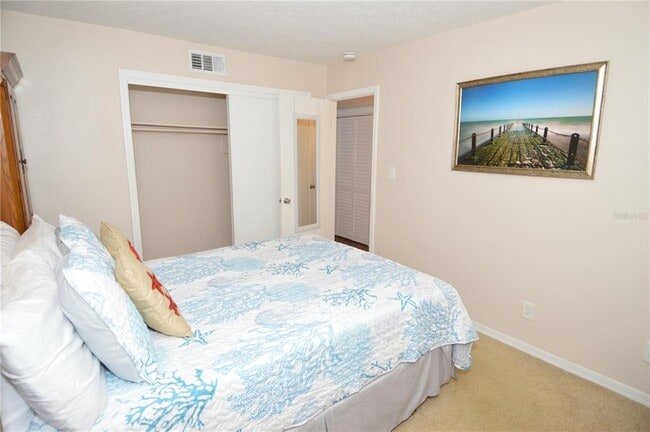 Building Photo - 213 Sea Horse Dr SE