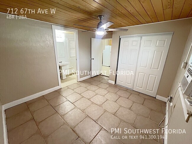 Building Photo - 712 67th Ave W