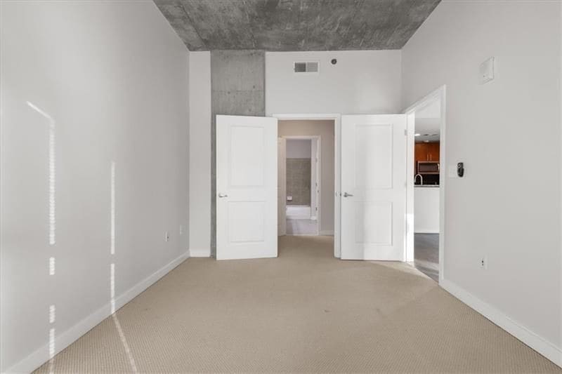 Building Photo - 250 Pharr Rd NE