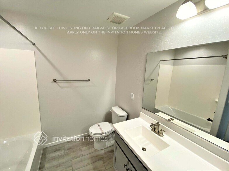 Building Photo - 19694 W Turney Ave