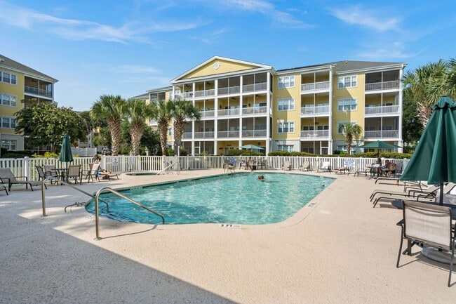 Building Photo - Spacious 3BR Condo in Gated Ocean Keyes