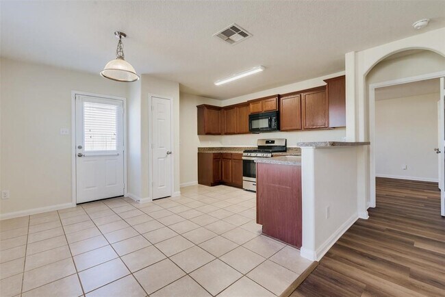 Building Photo - 26918 Graybill Ct