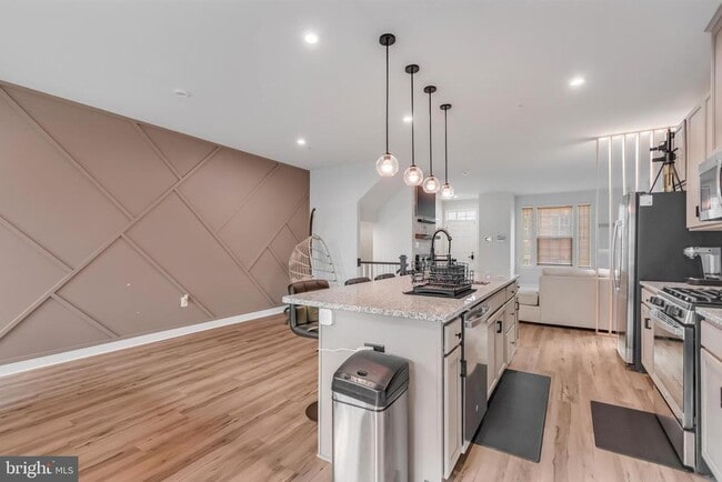 Building Photo - 5445 Billenca Ln