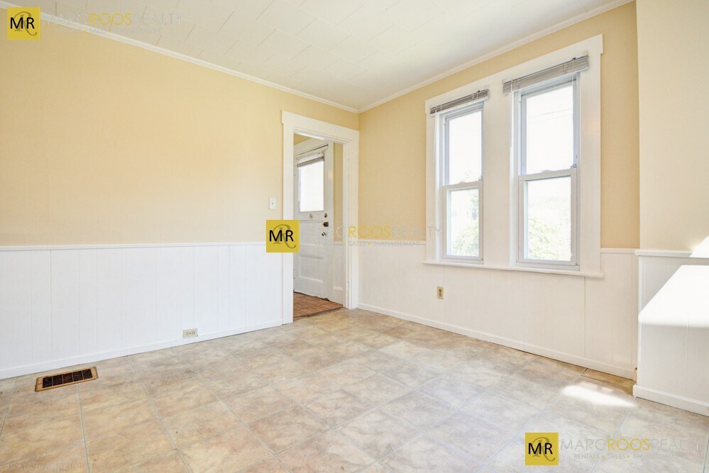 Building Photo - 46 South St