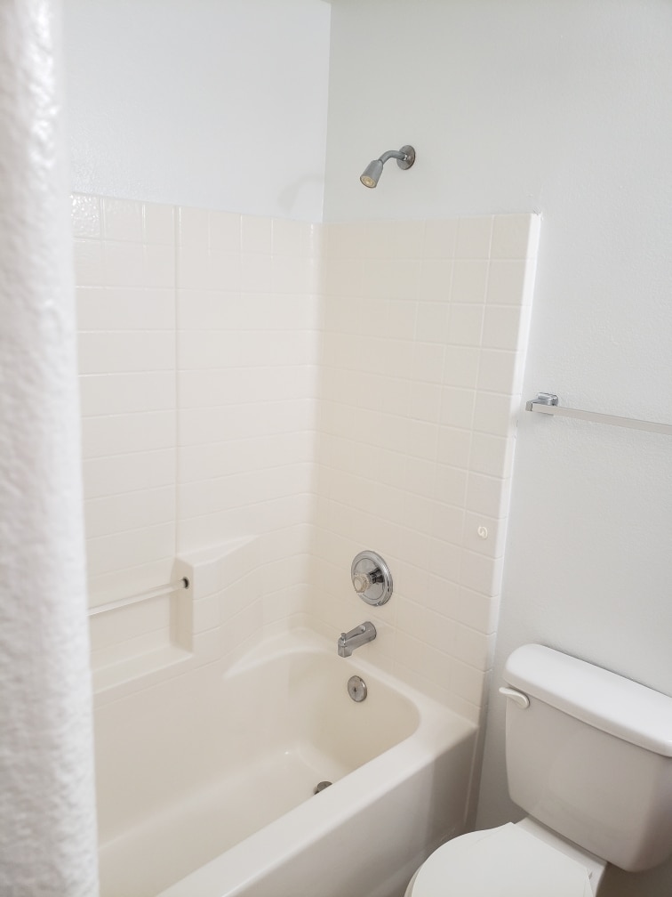 Building Photo - 5752 Indian Springs St