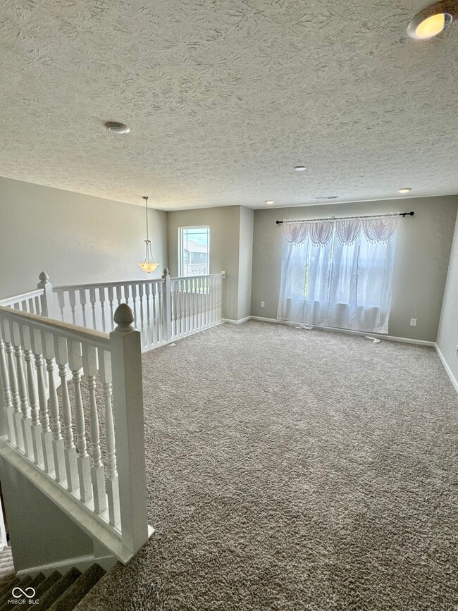 Building Photo - 831 Blaine Dr