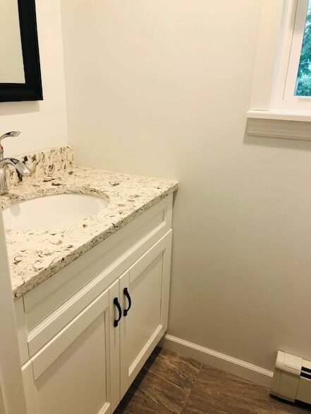 Building Photo - 47 Coles St