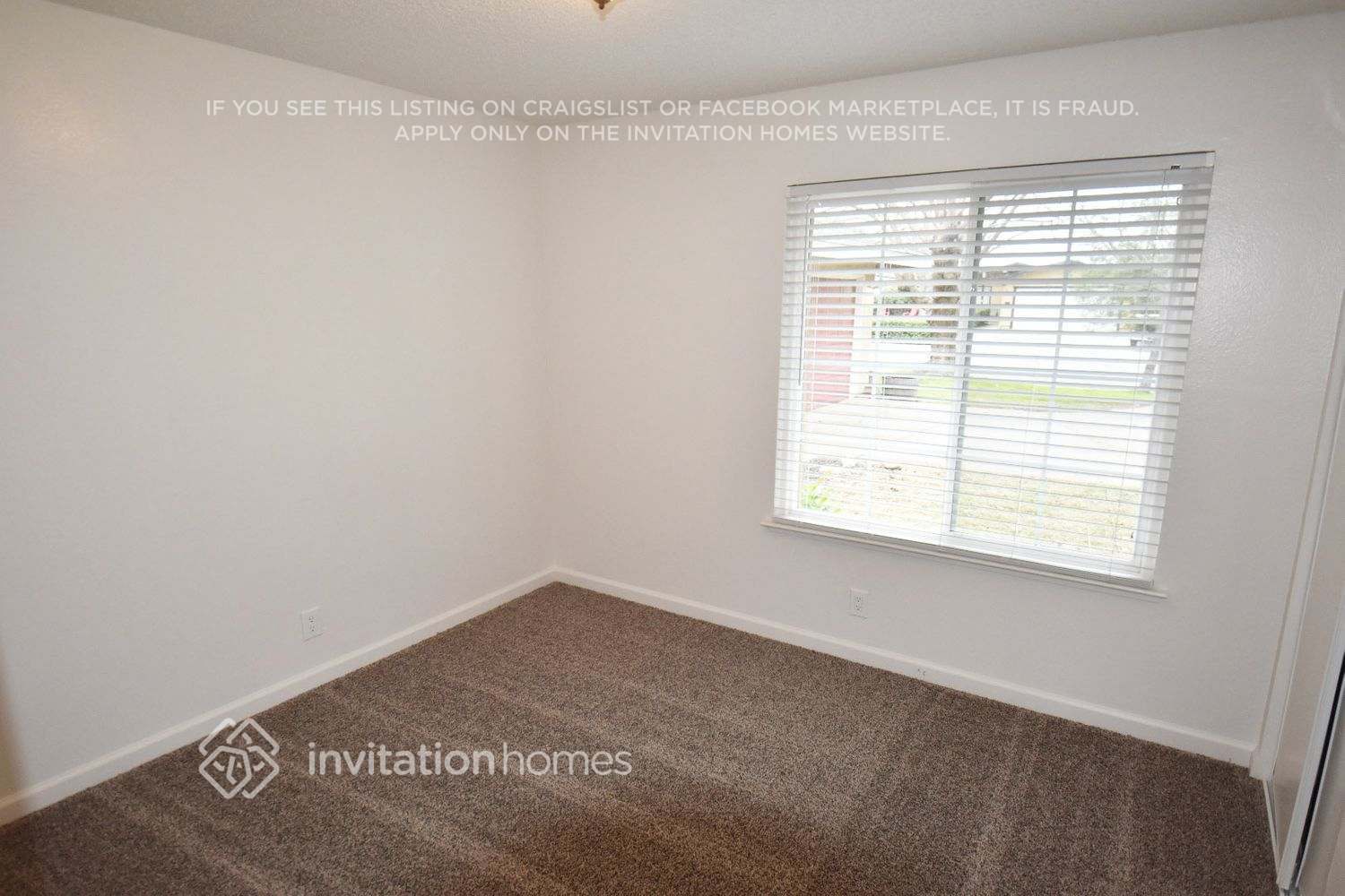 Building Photo - 5608 Coronado Way