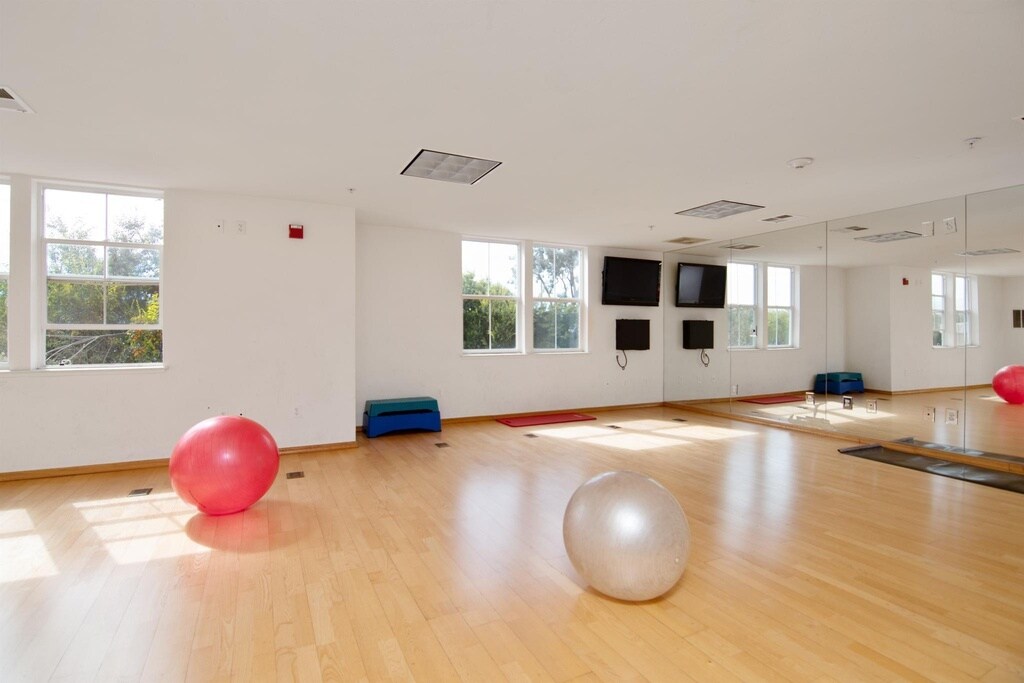 Yoga Studio - 1883 AGNEW RD UNIT 362