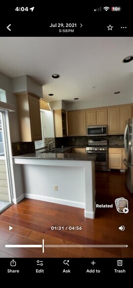 Building Photo - 522 Porpoise Bay Ter