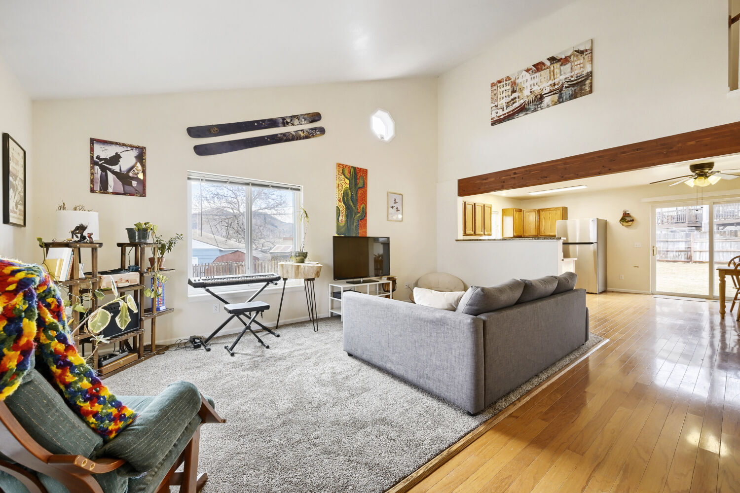 Living room - 1547 Secrest Ct