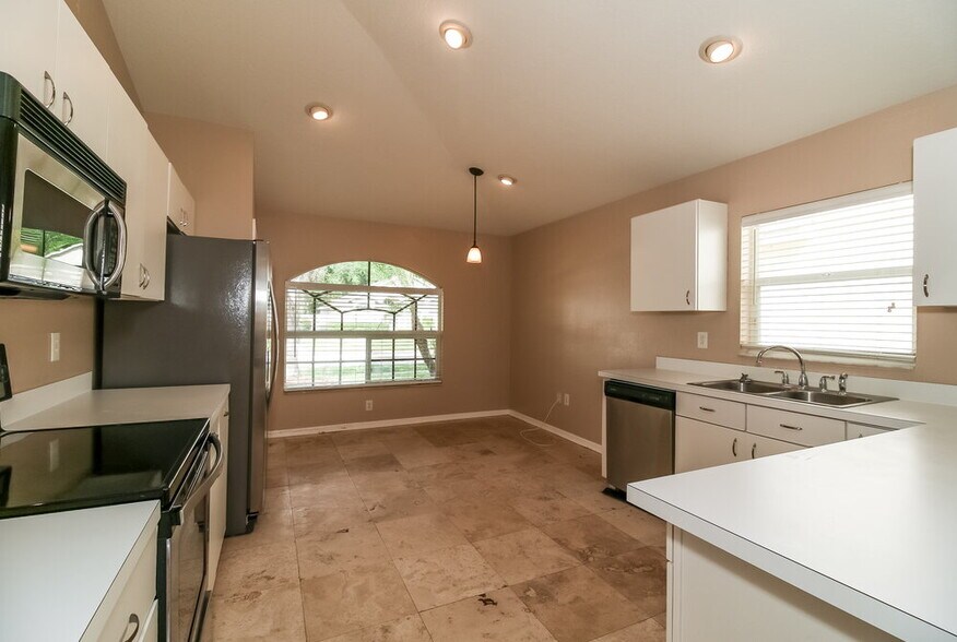 Building Photo - 1641 Firewheel Dr