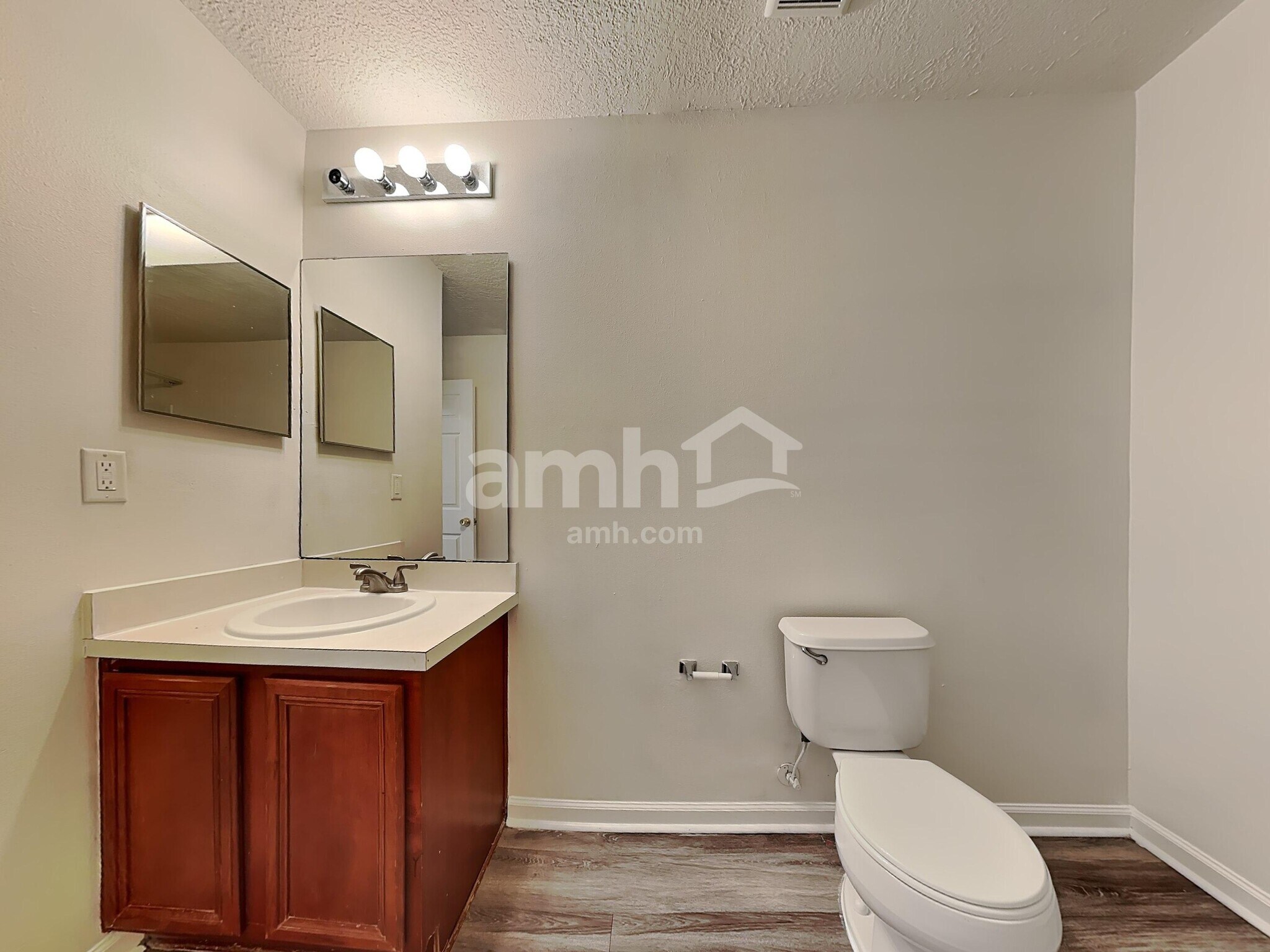 Building Photo - 76163 Long Pond Loop