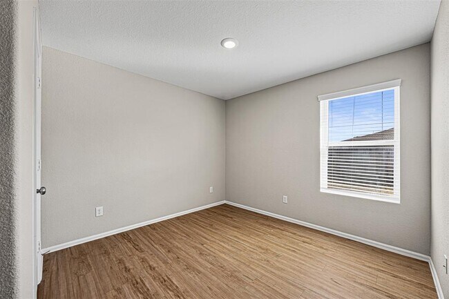 Building Photo - 14403 Woodcott Warren Wy