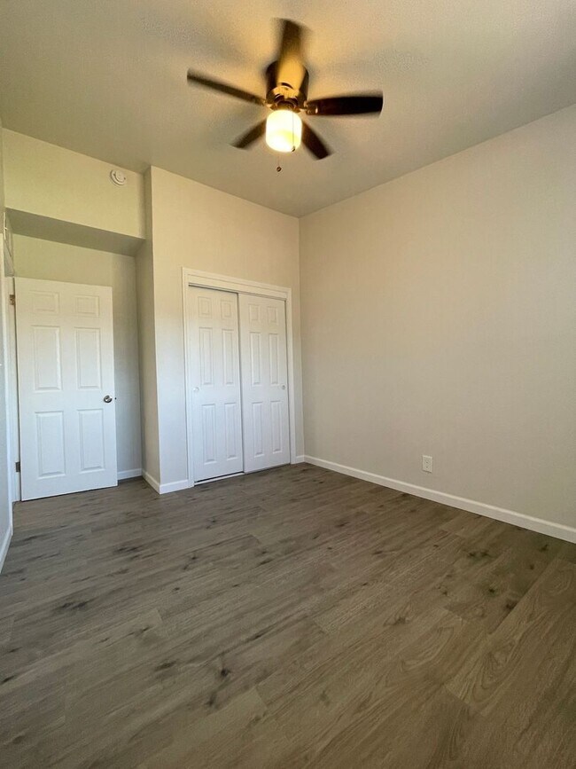 Building Photo - WELCOME HOME TO BULLARD’S BEST-KEPT SECRET!