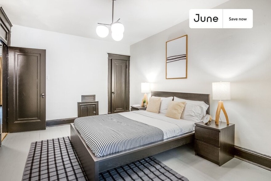 Building Photo - 2716 Woodley Pl NW