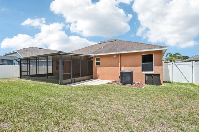 Building Photo - 12612 Avelar Creek Dr